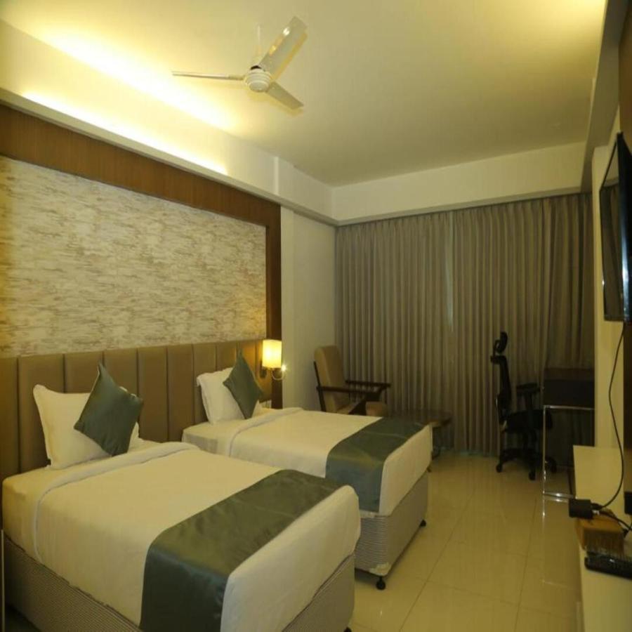Hotel Konark Khammam Exterior foto